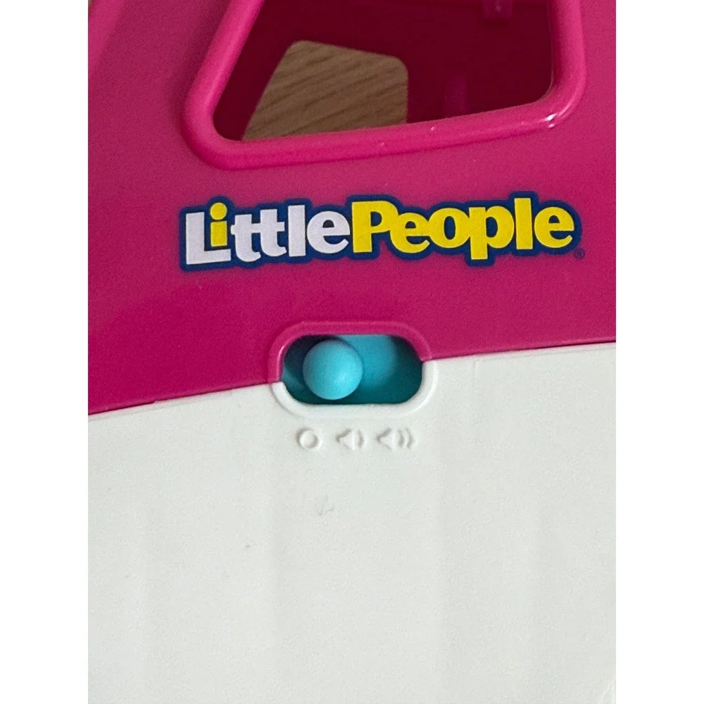 Fisher-Price Little People Barbie Dream Plane Pink Airplane HMG50 with 4 Figures